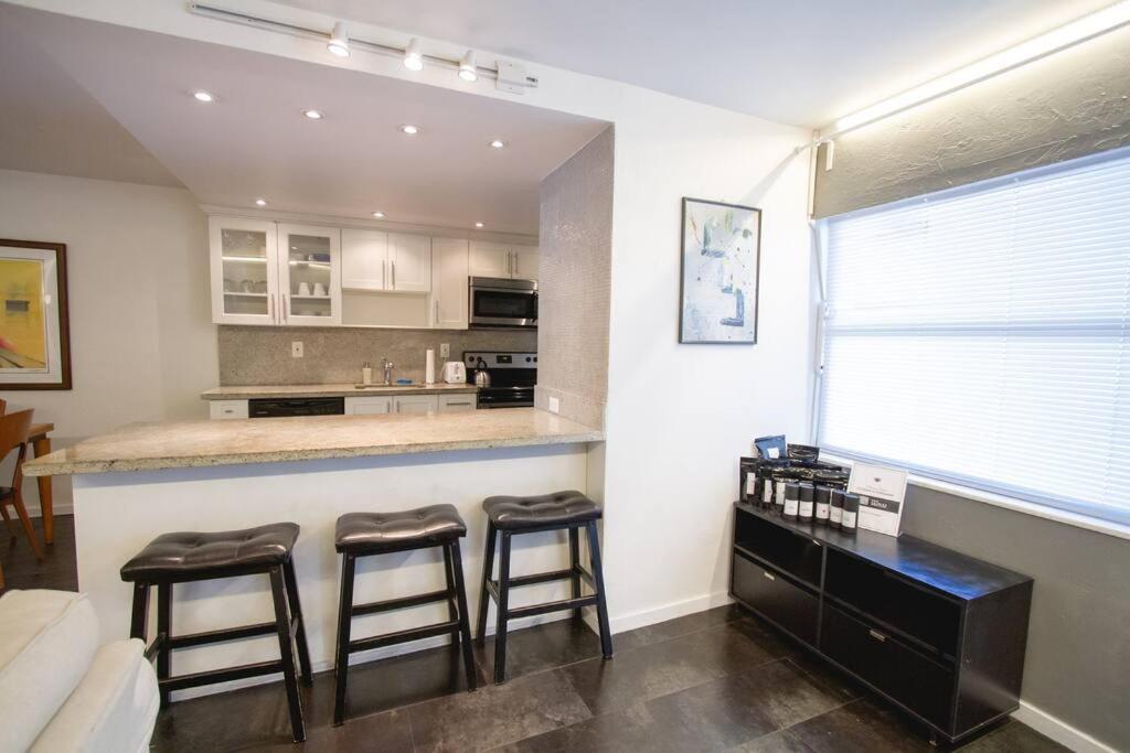 Queen 1bd+balcony 5 Min From Ocean Dr Free Parking
