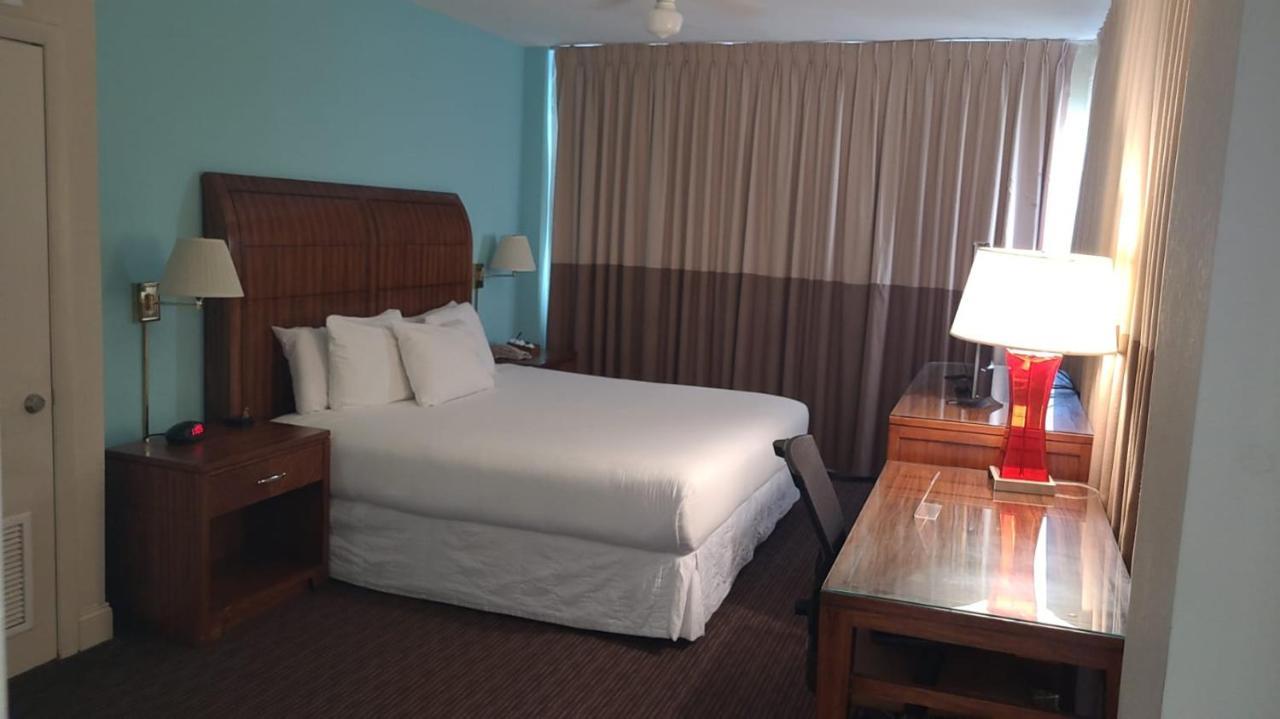 Sherry Frontenac Oceanfront Hotel Miami Beach