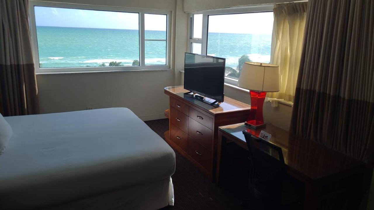 Sherry Frontenac Oceanfront Hotel 3*