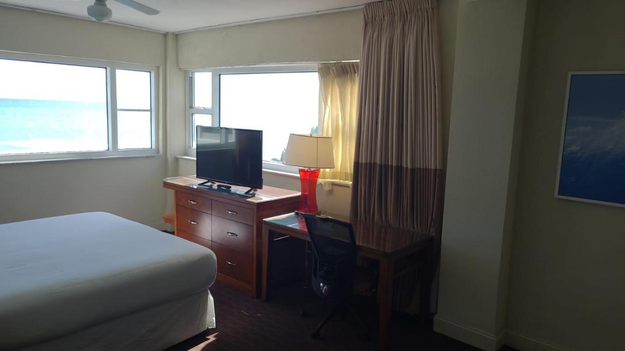 Sherry Frontenac Oceanfront Hotel 3*