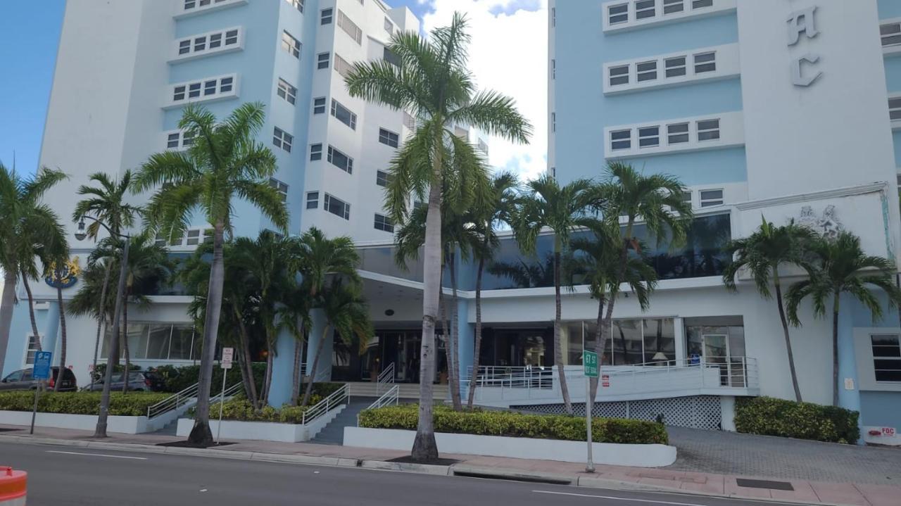 Sherry Frontenac Oceanfront Miami Beach