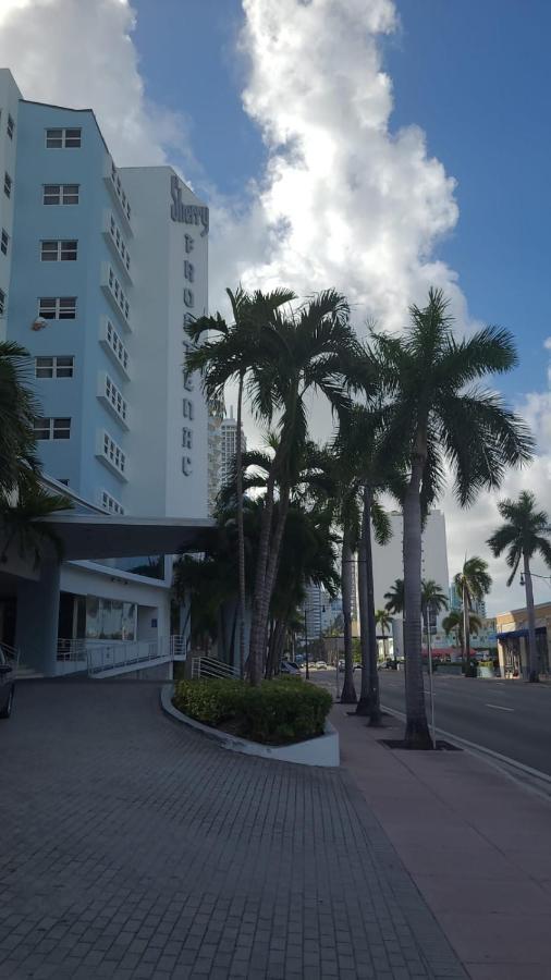 Sherry Frontenac Oceanfront 3*