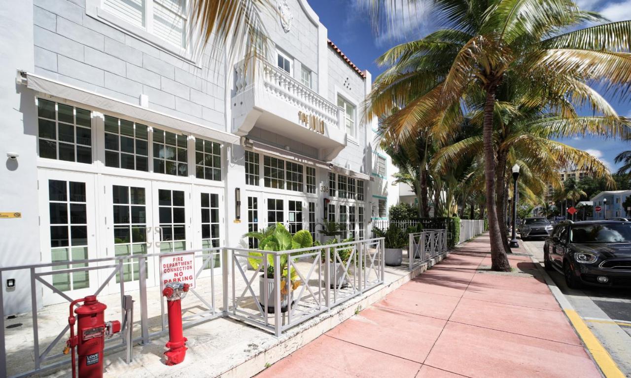 The Julia (adults Only) 3*