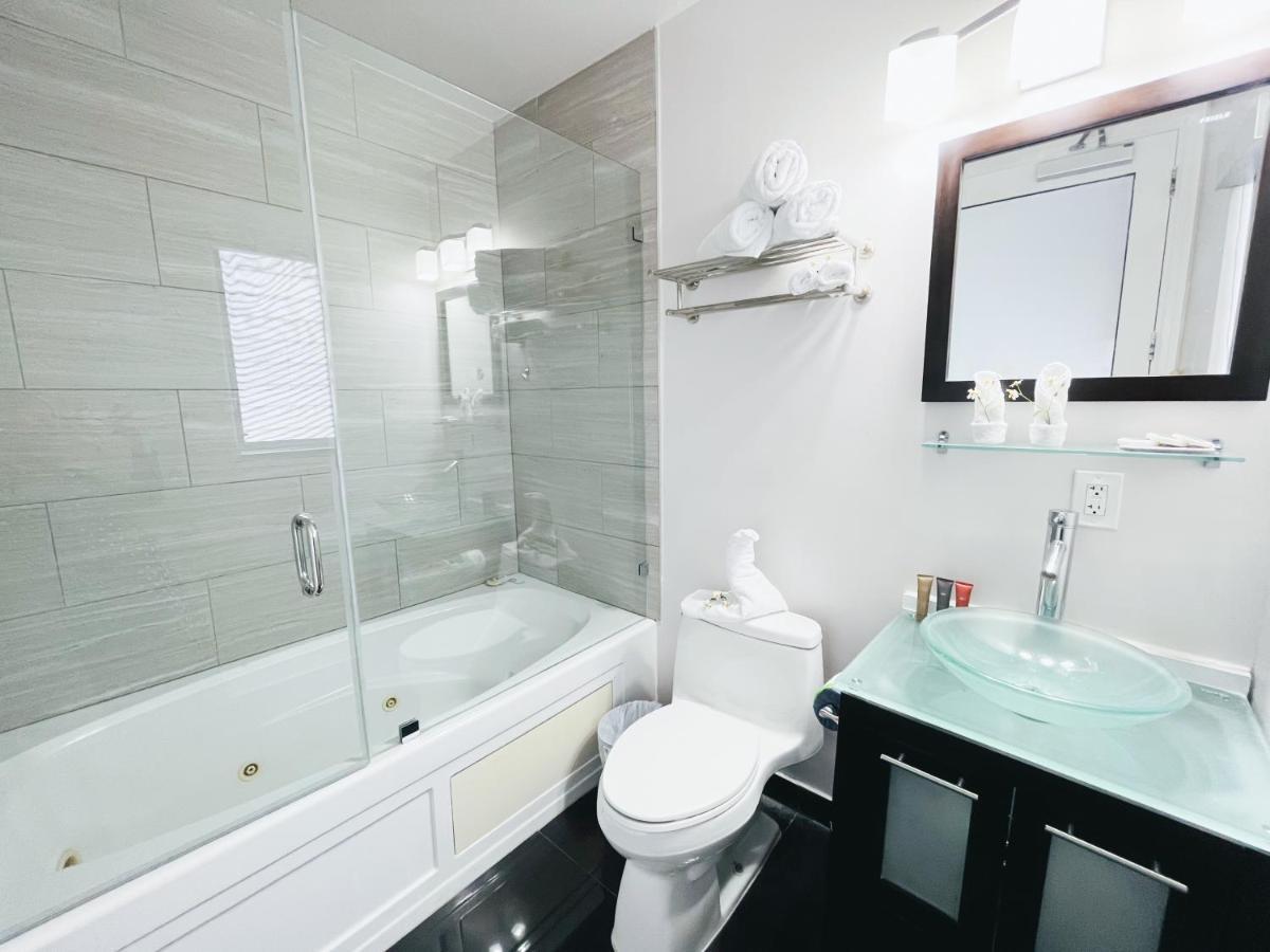 Hotel The Cove By Renzzi (adults Only) 3*