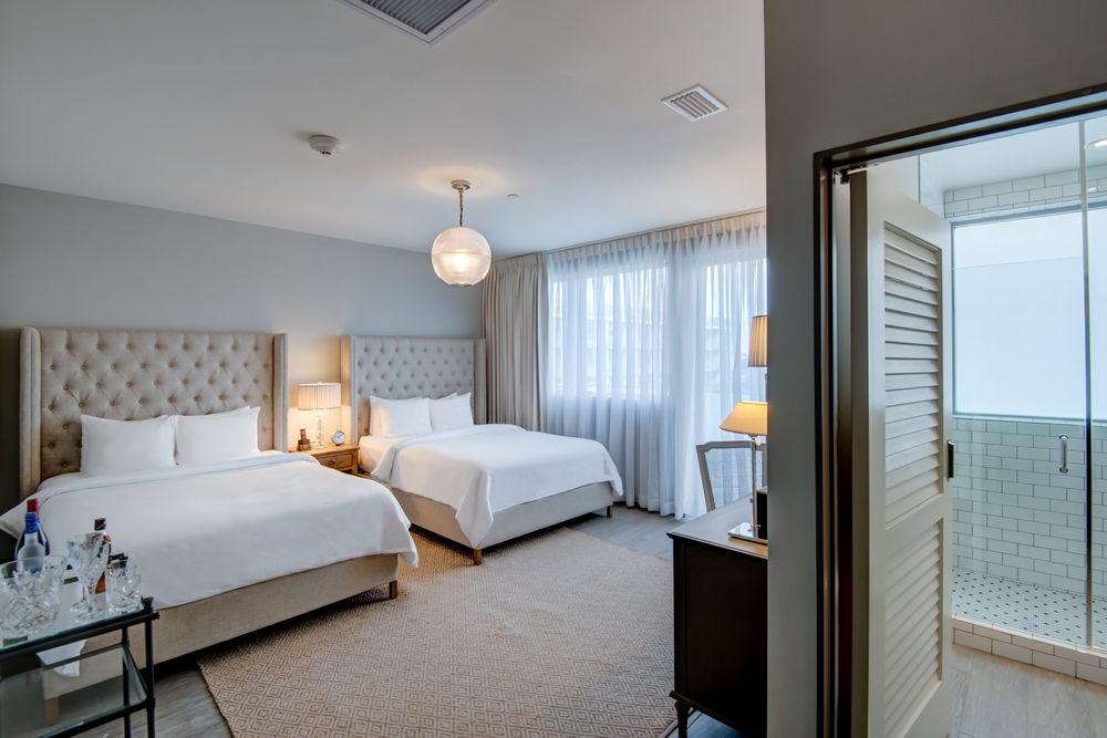 Hotel Ansonia By Plymouth 3*