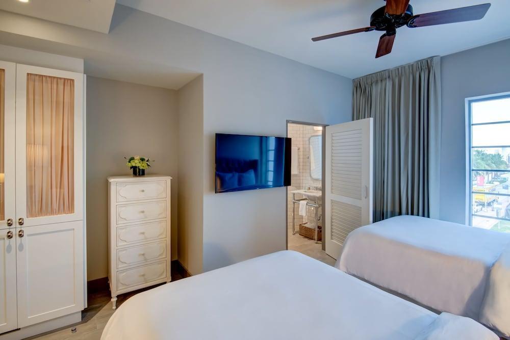 Ansonia By Plymouth Hotel 3*