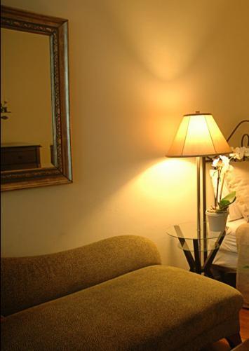 The Attic Hostel Miami Beach