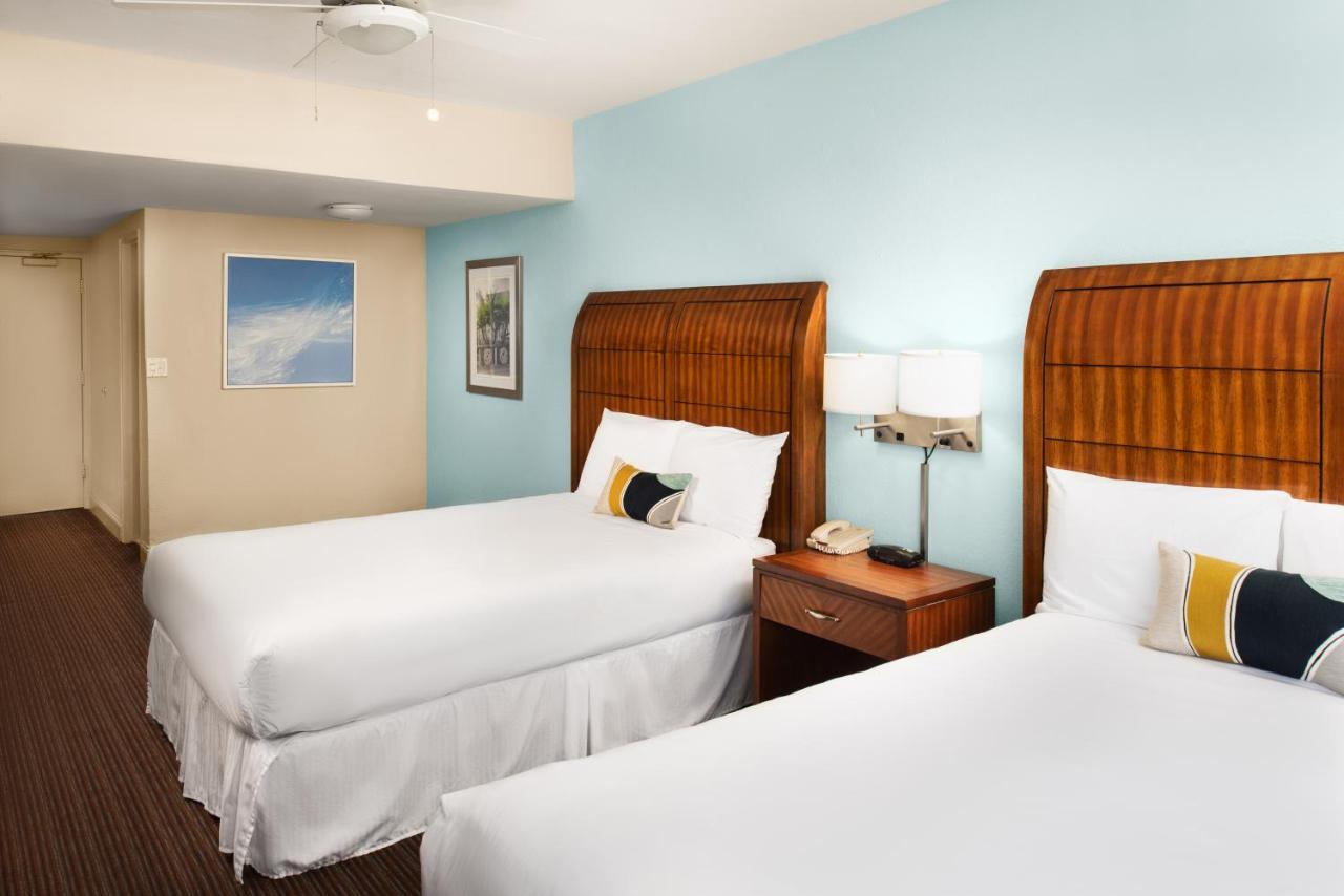 Hotel Sherry Frontenac Oceanfront 3*