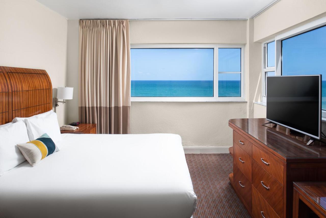 Hotel Sherry Frontenac Oceanfront 3*