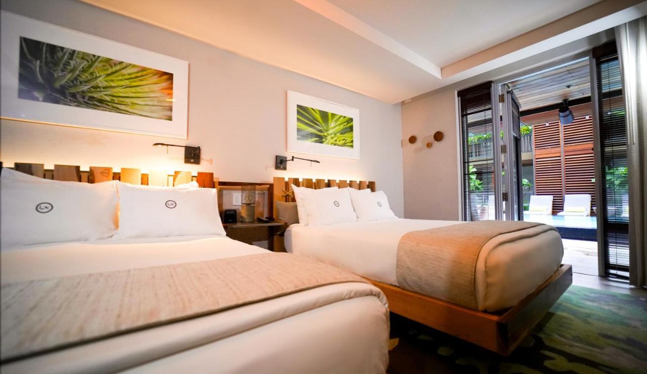 Lennox Miami 4*