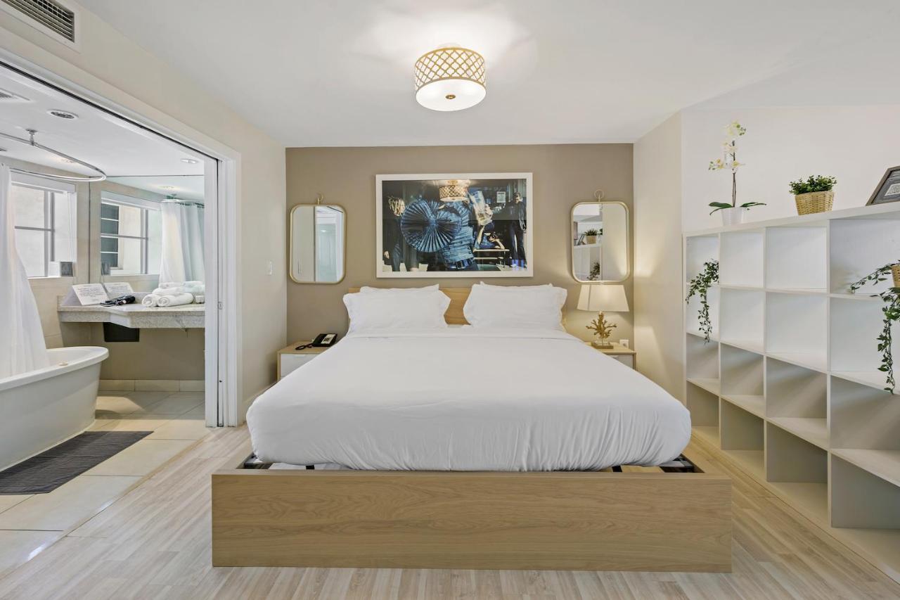 Apartment Ocean Drive With Rooftop Pool, South Beach, Miami Miami Beach