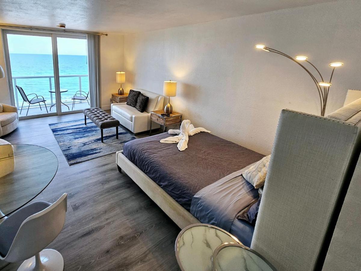 Oceanfront With Balcony Sunny Isles - Spectacular! Apartamento