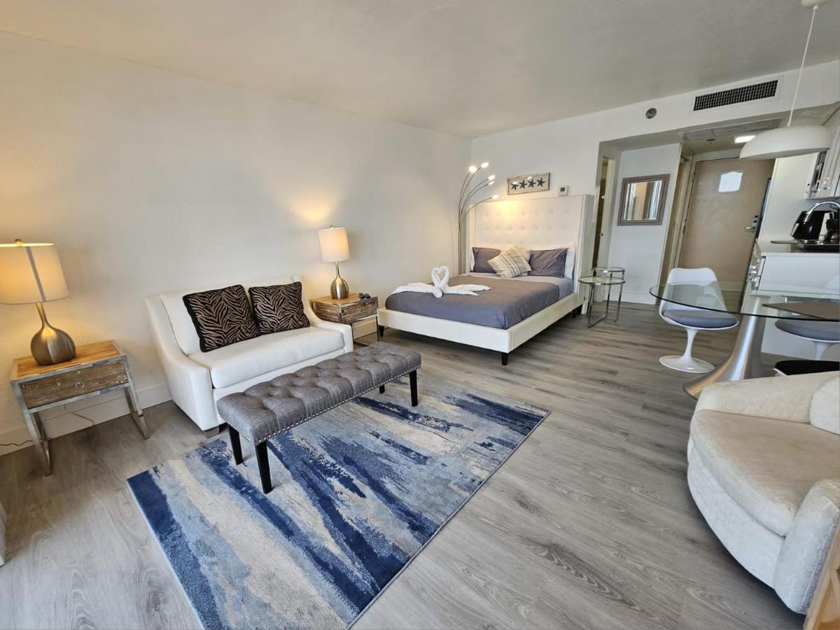 Apartamento Oceanfront With Balcony Sunny Isles - Spectacular!