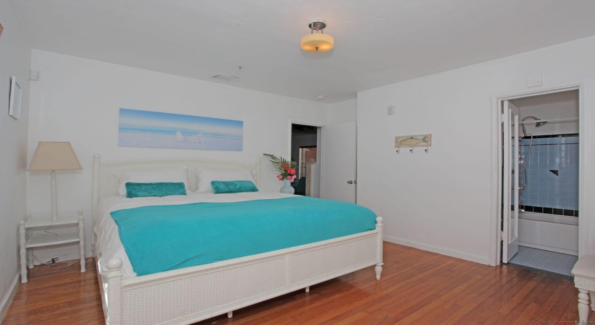 Bikini Hostel, Cafe & Beer Garden (adults Only) Hostel