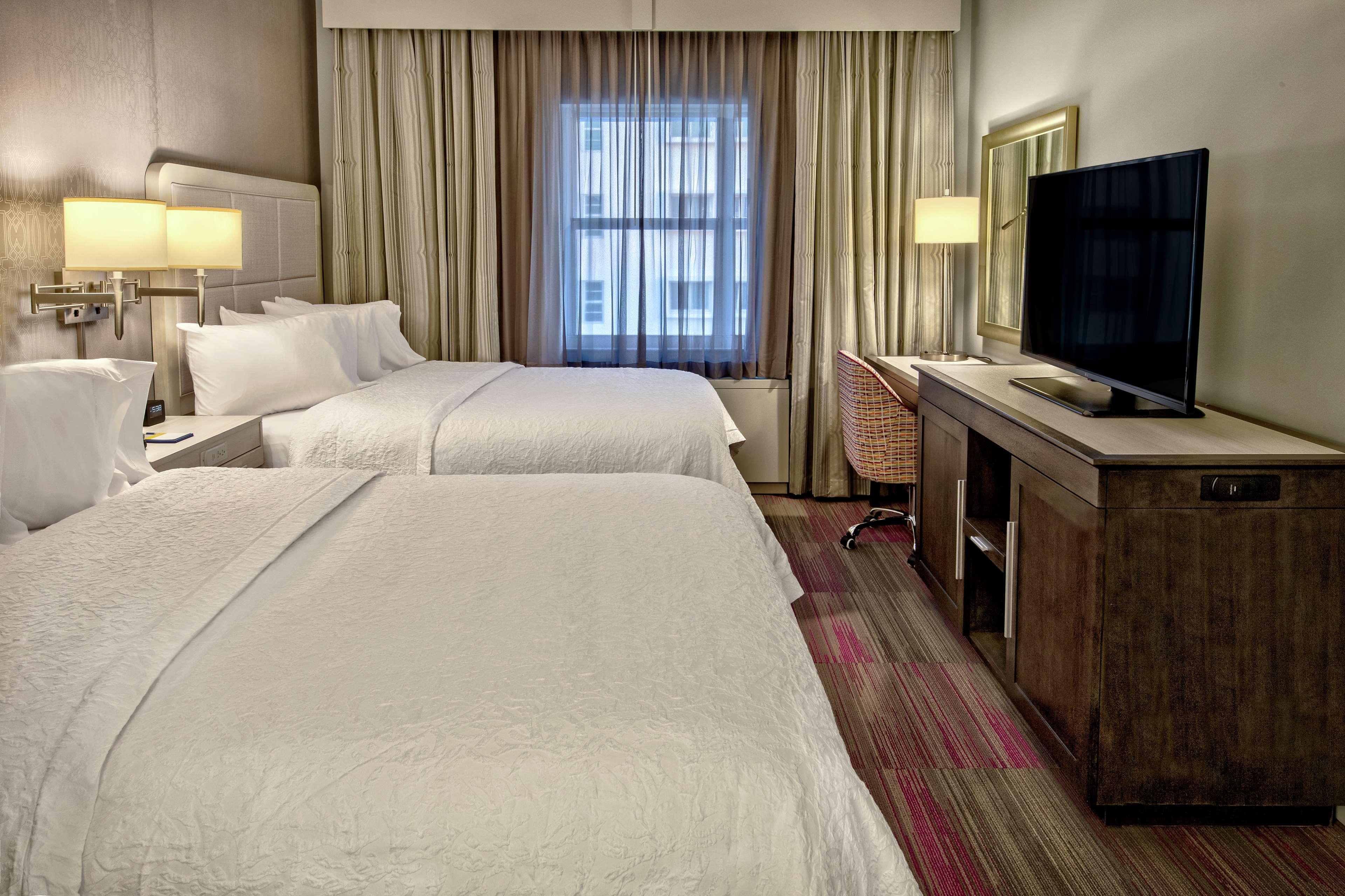 Hotel Continental Miami Beach, Tapestry Collection By Hilton