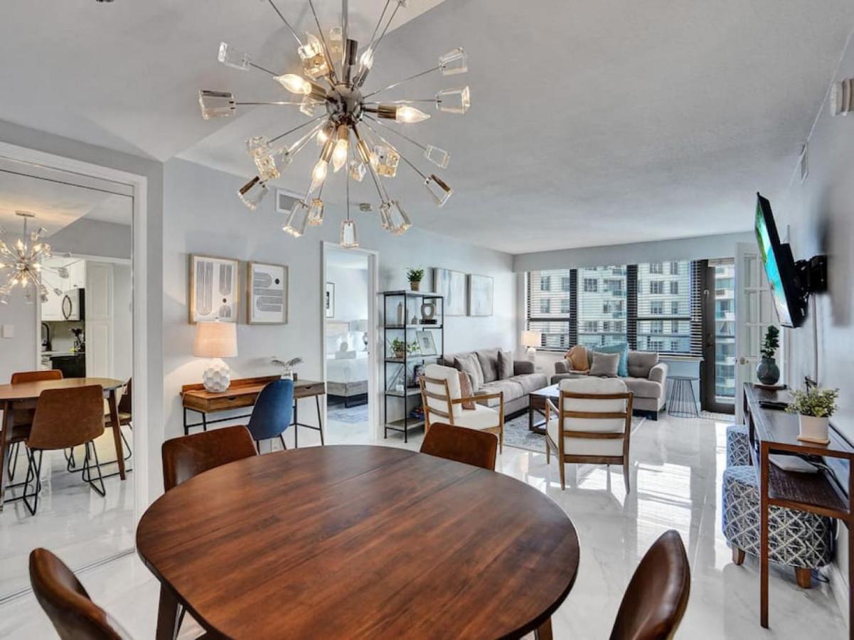 High Floor Beachfront Service 1509 Miami Beach