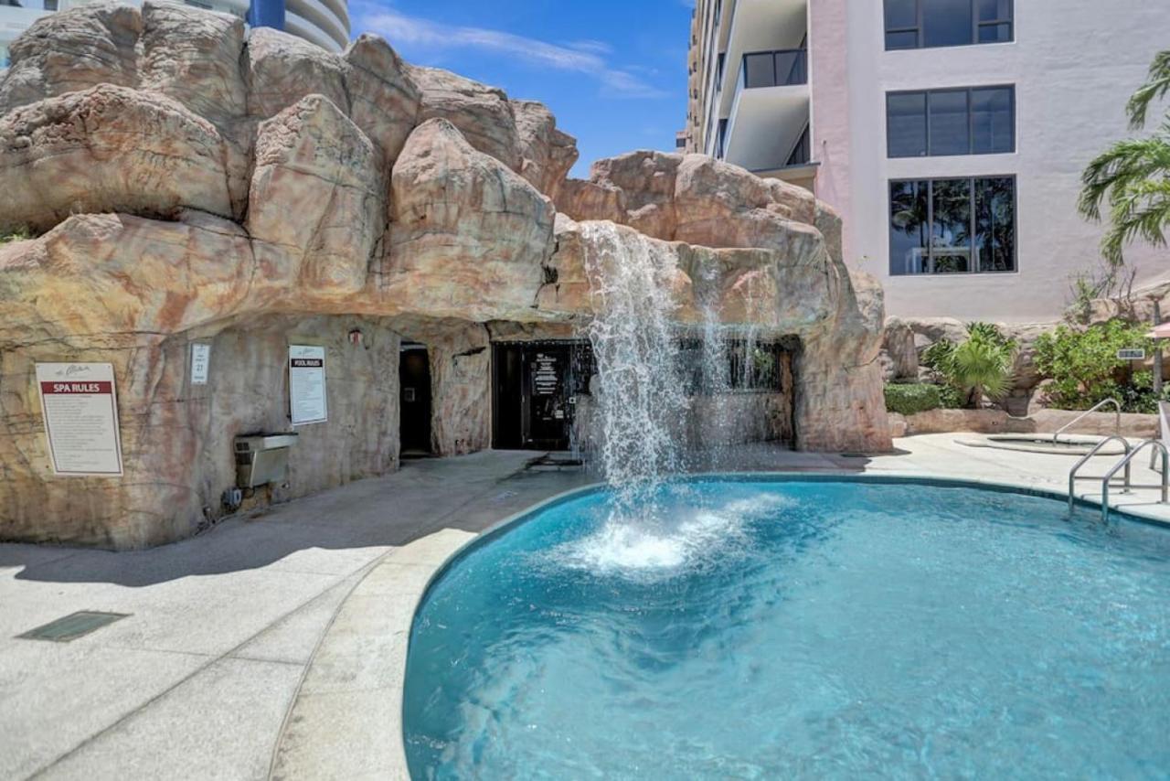 Apartment Stylish Ocean Retreat Service 1009 *