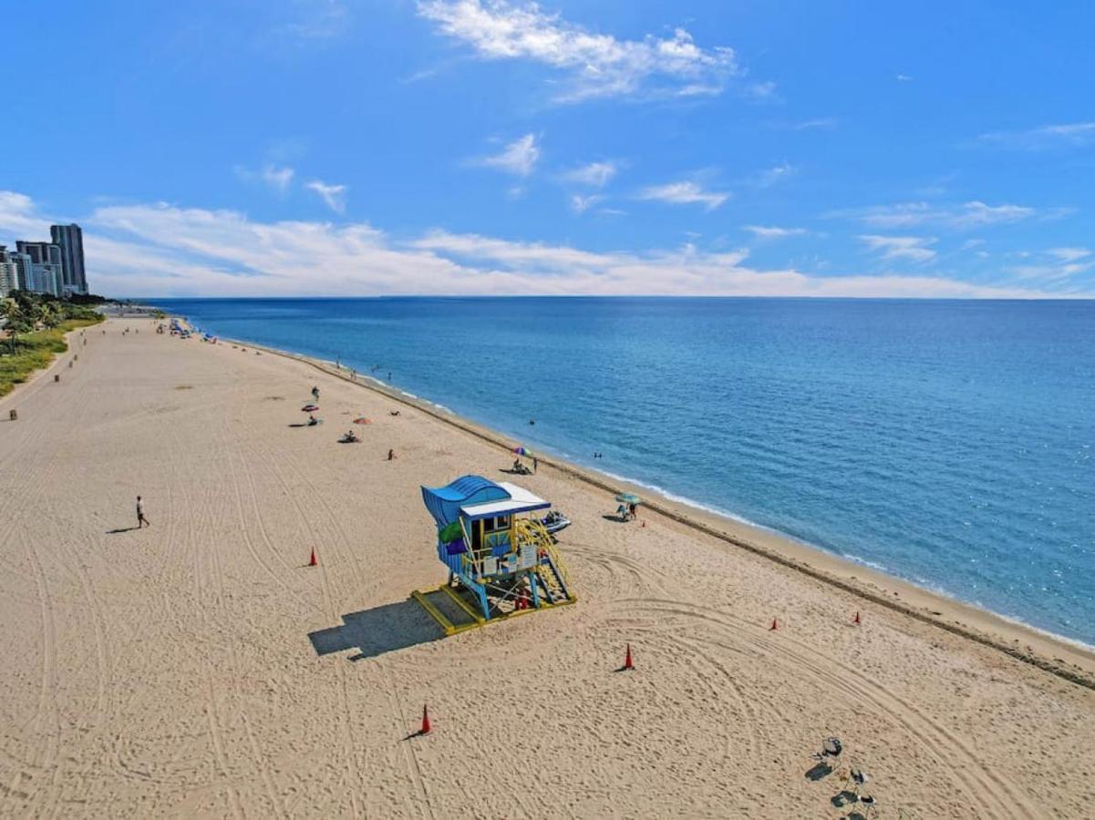Apartment Stylish Ocean Retreat Service 1009