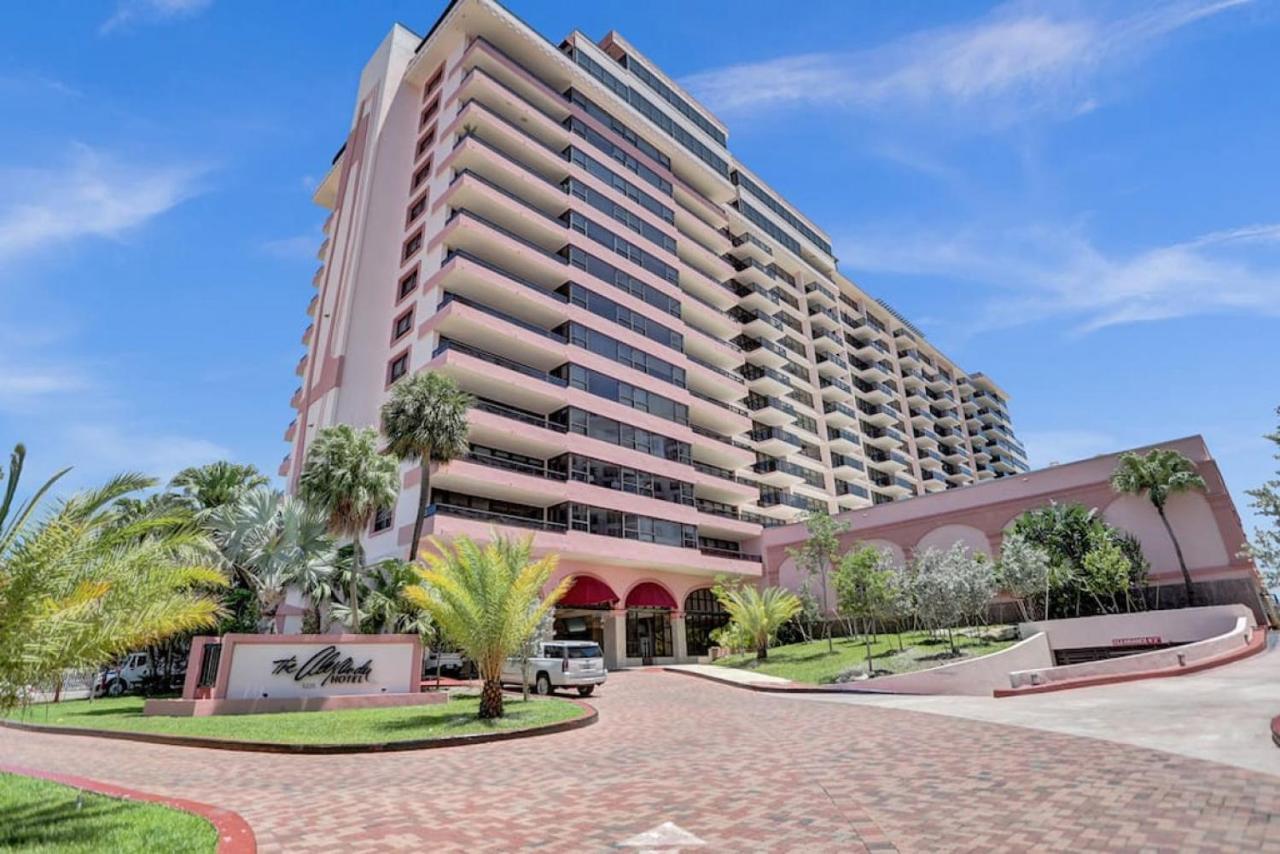 Stylish Ocean Retreat Service 1009 Apartment