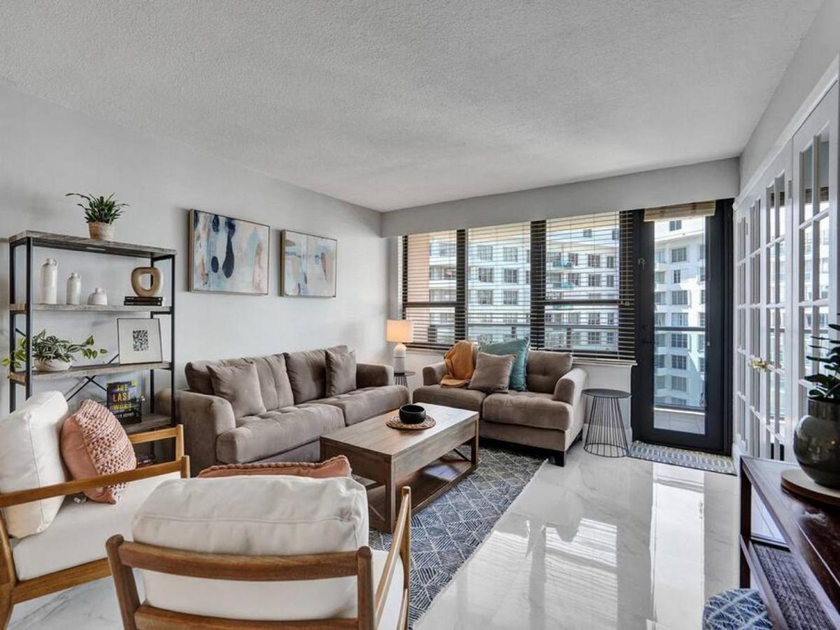 High Floor Beachfront Service 1509 Appartamento *