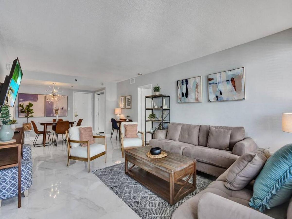 High Floor Beachfront Service 1509 Appartamento Miami Beach