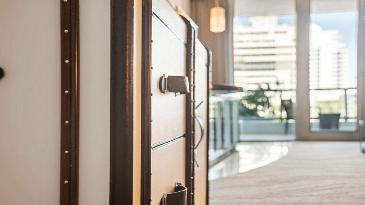 Apartment Fontainebleau Ocean View Private -402 Miami Beach