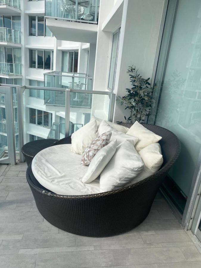 Bay View King With Balcony 5* Miami Beach
