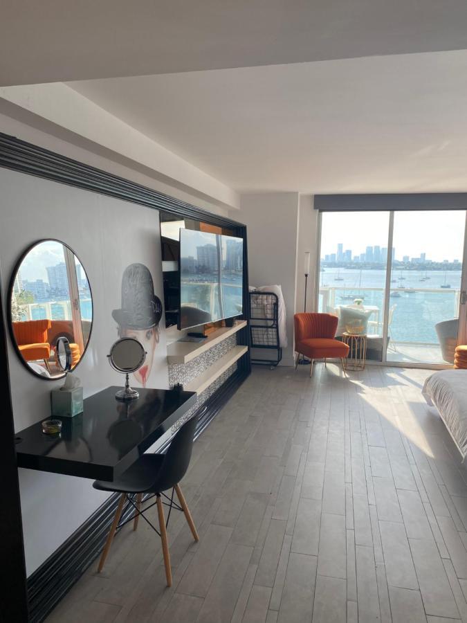 Bay View King With Balcony 5* Miami Beach