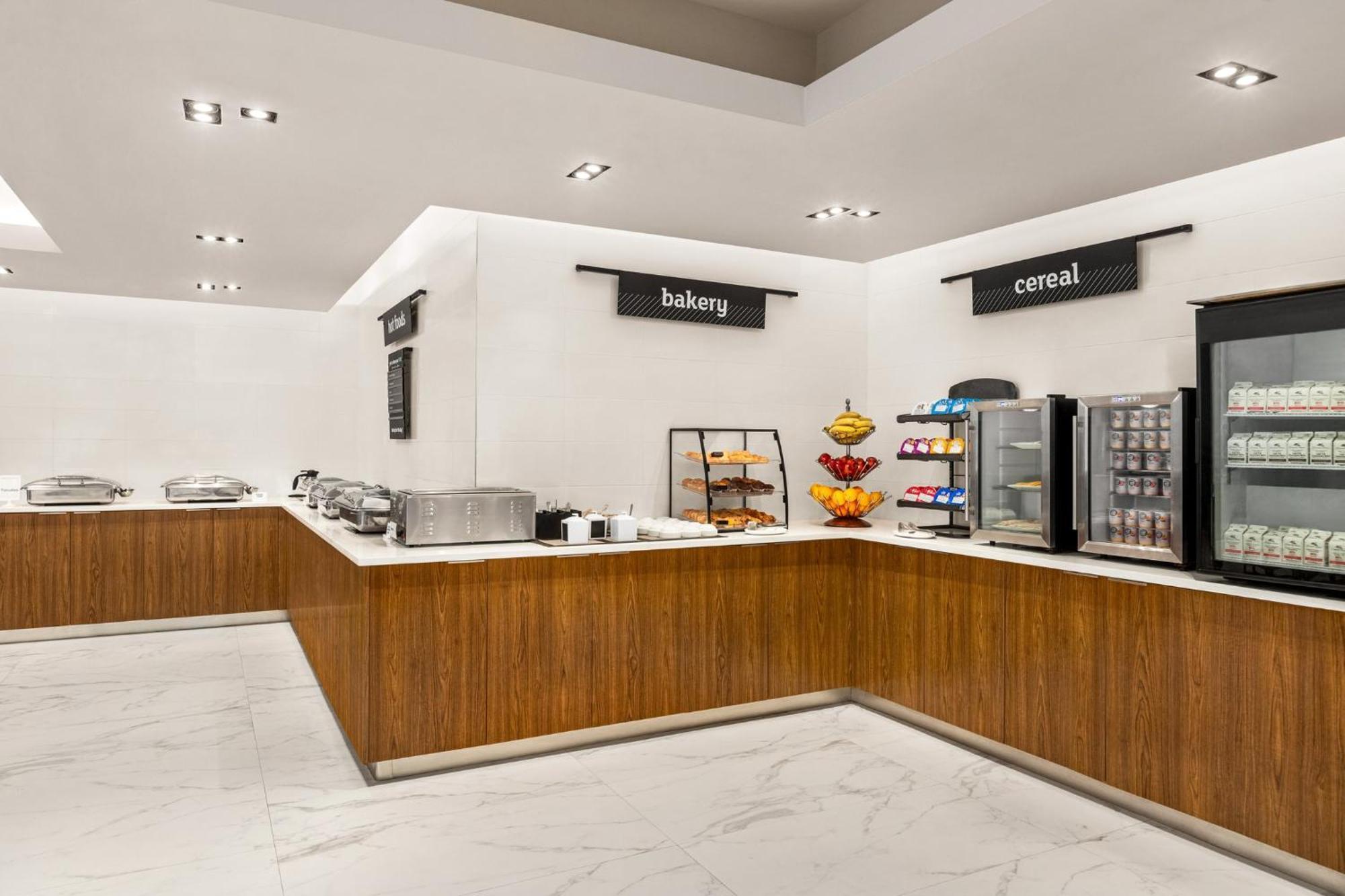 Miami Beach-oceanfront By Ihg 3*