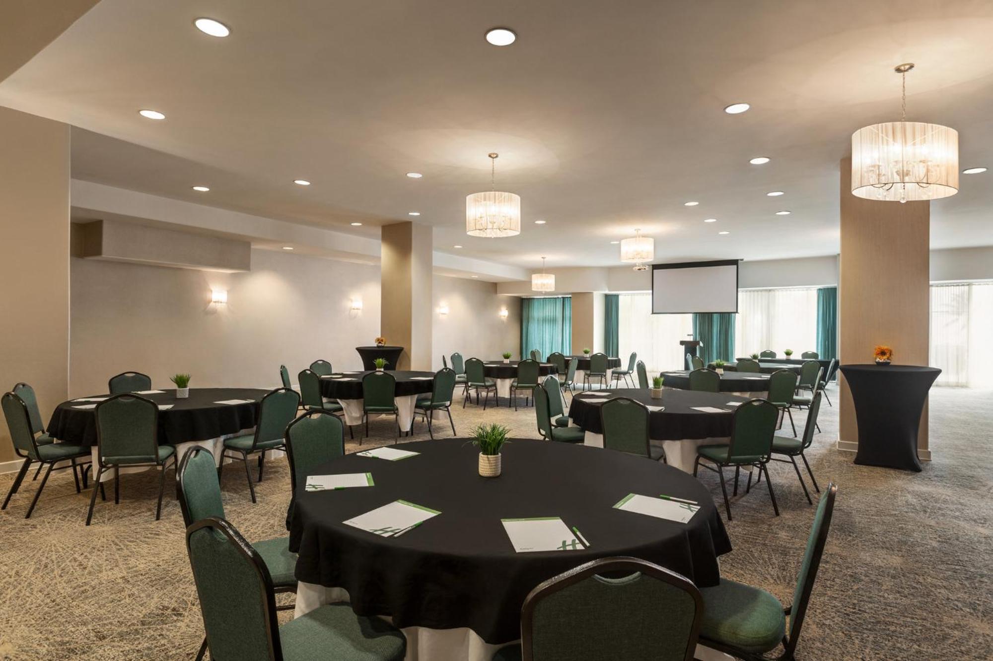 Miami Beach-oceanfront By Ihg 3*