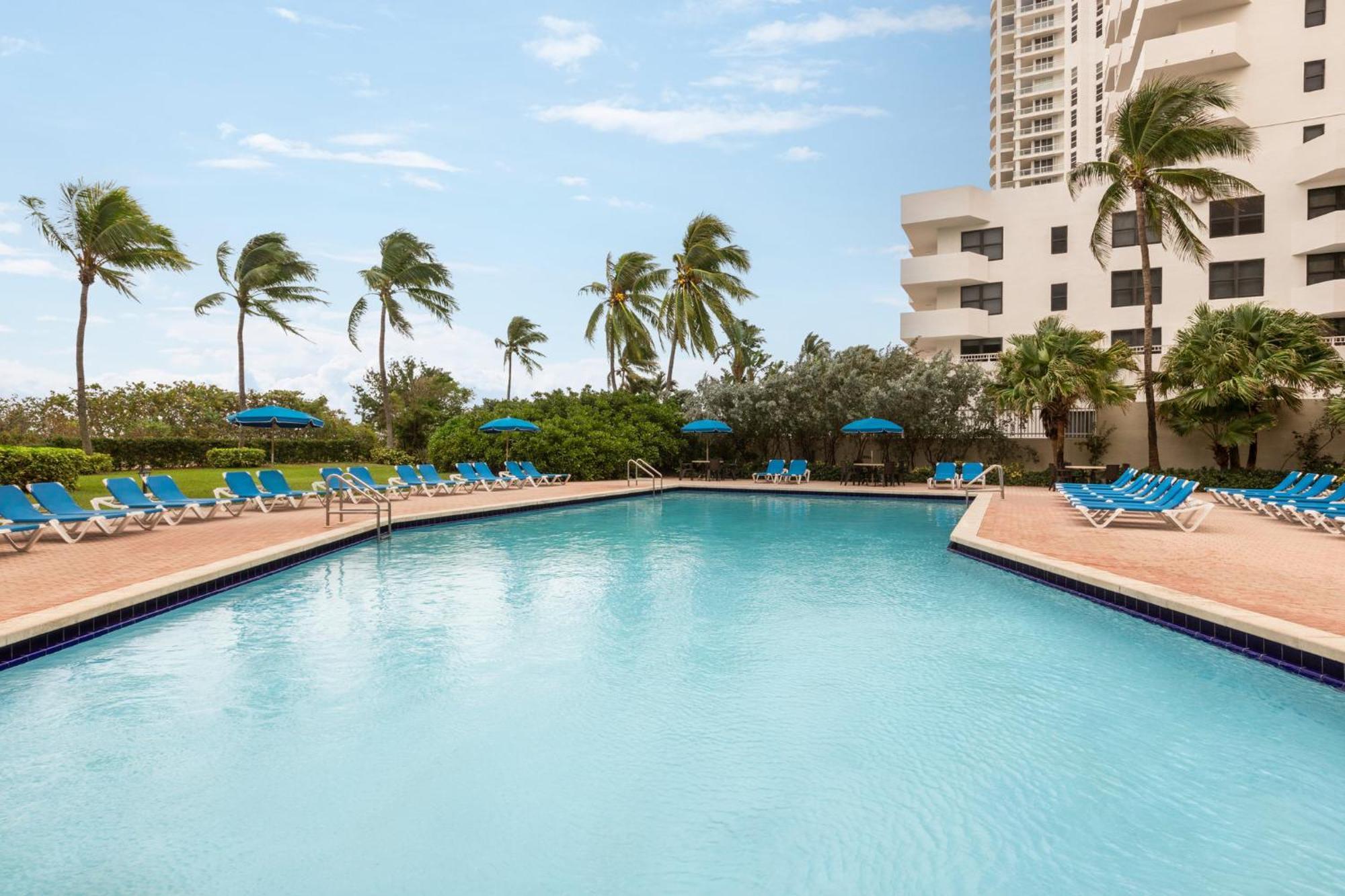 Miami Beach-oceanfront By Ihg Hotel Miami Beach