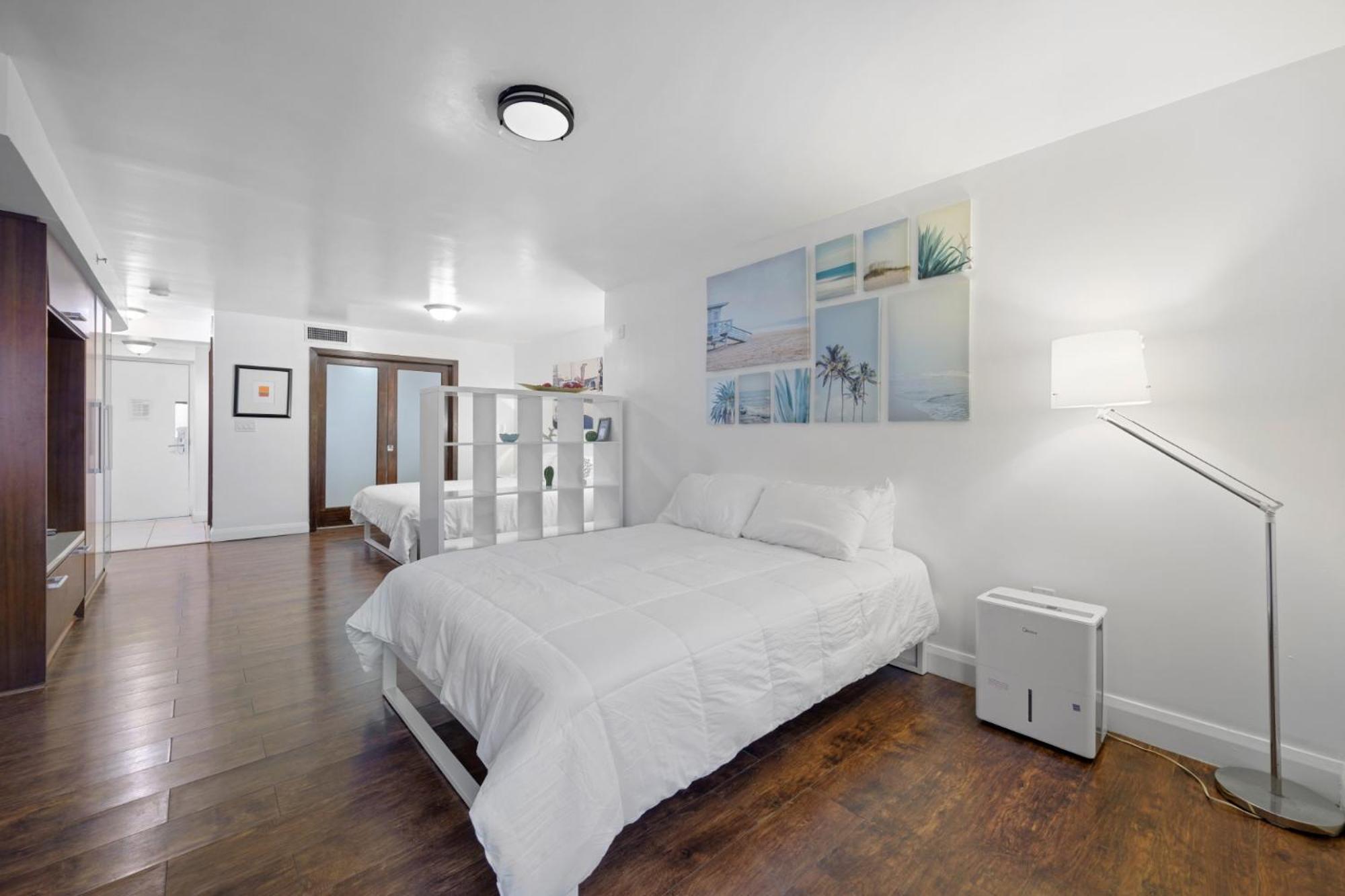 Apartment Ocean Drive With Rooftop Pool, South Beach, Miami *