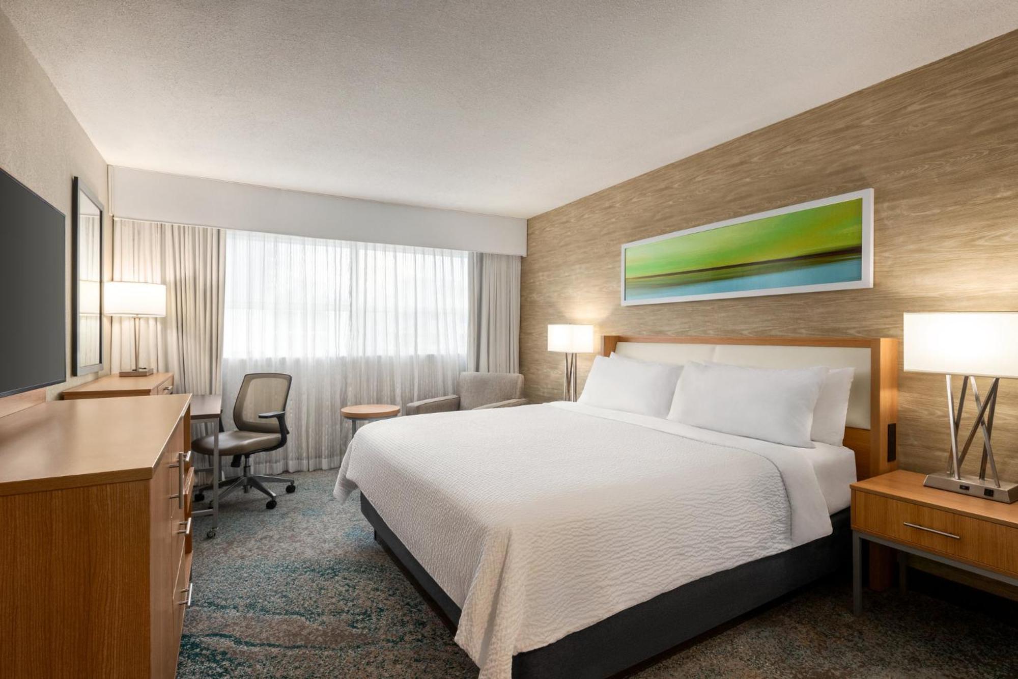 Miami Beach-oceanfront By Ihg 3*