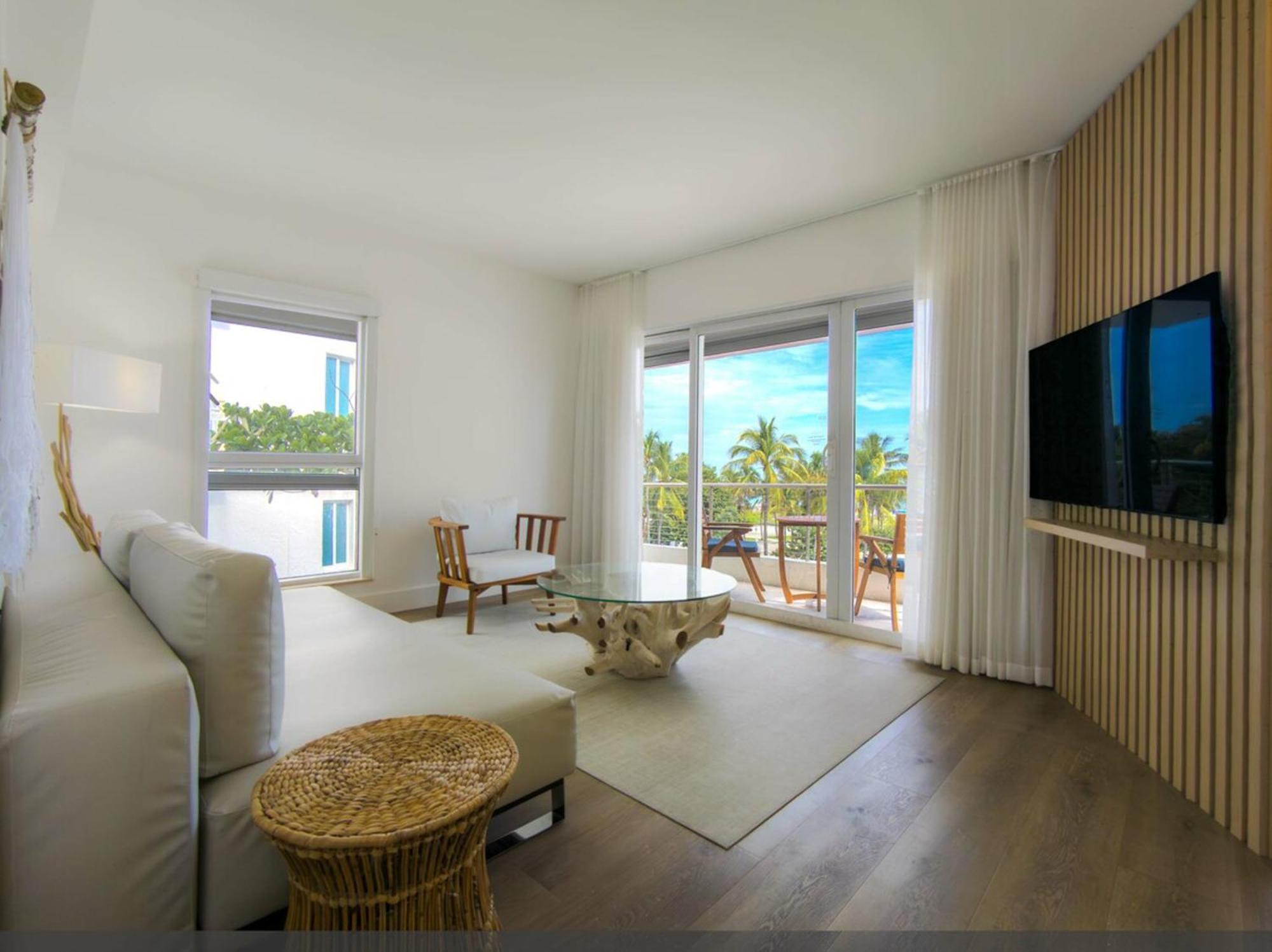 Hotel Bentley South Miami Beach