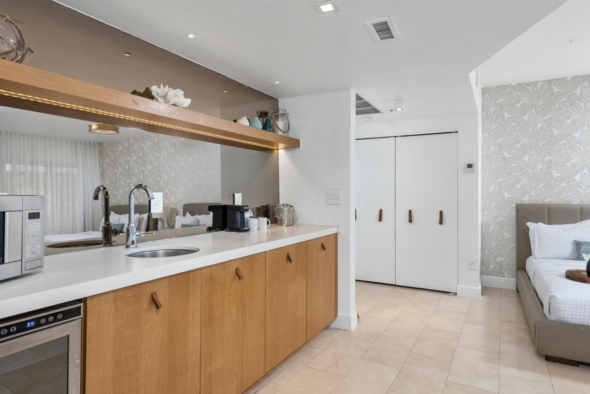Bentley South 4* Miami Beach
