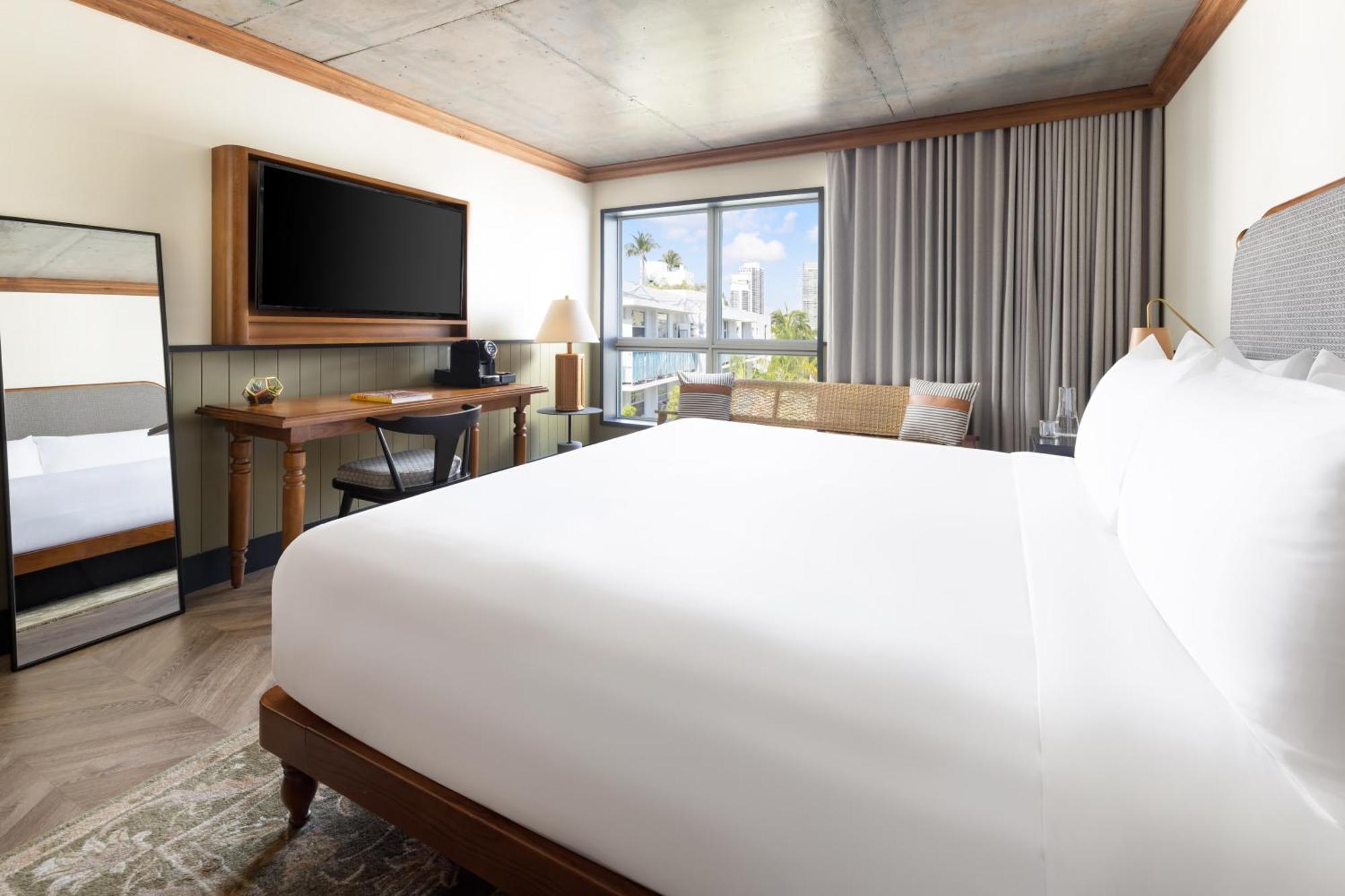 Balfour Miami A Morgan's Original 4*