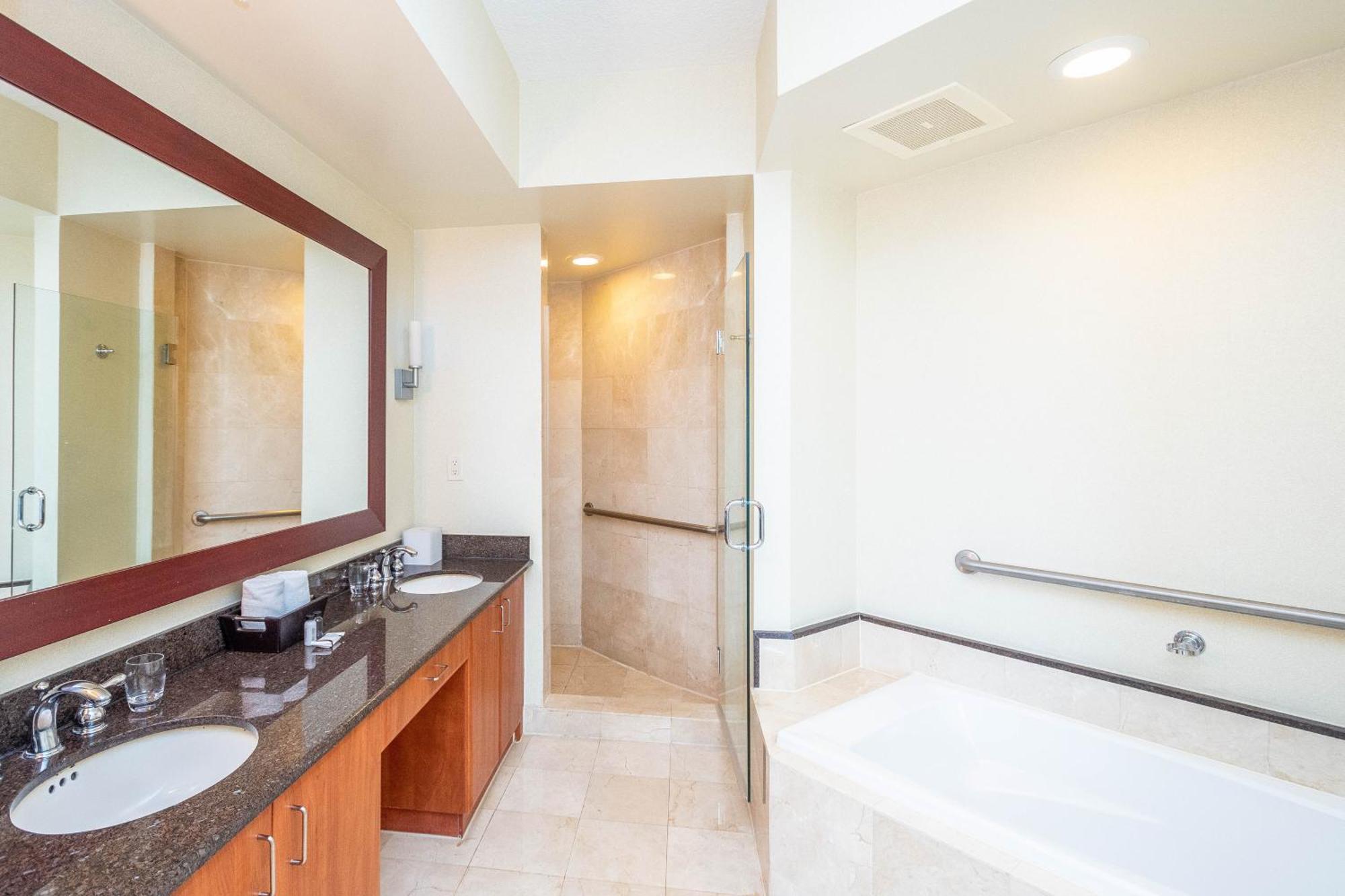Apartamento Trump Intl 2 Bedroom 1600 Sf Ocean And Bay View *