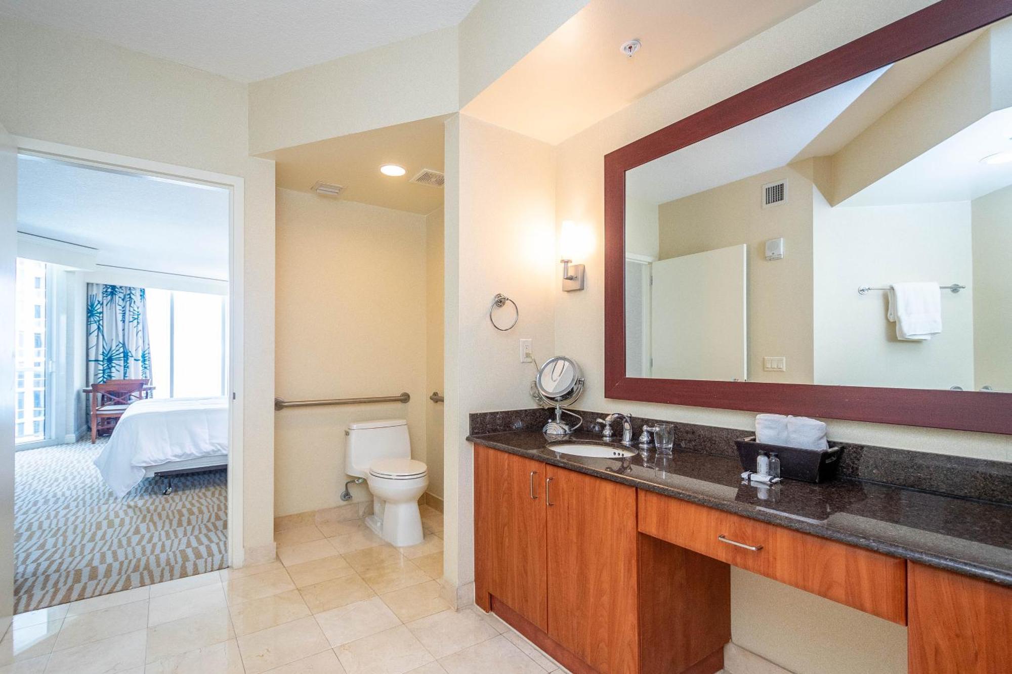 Apartamento Trump Intl 2 Bedroom 1600 Sf Ocean And Bay View Miami Beach