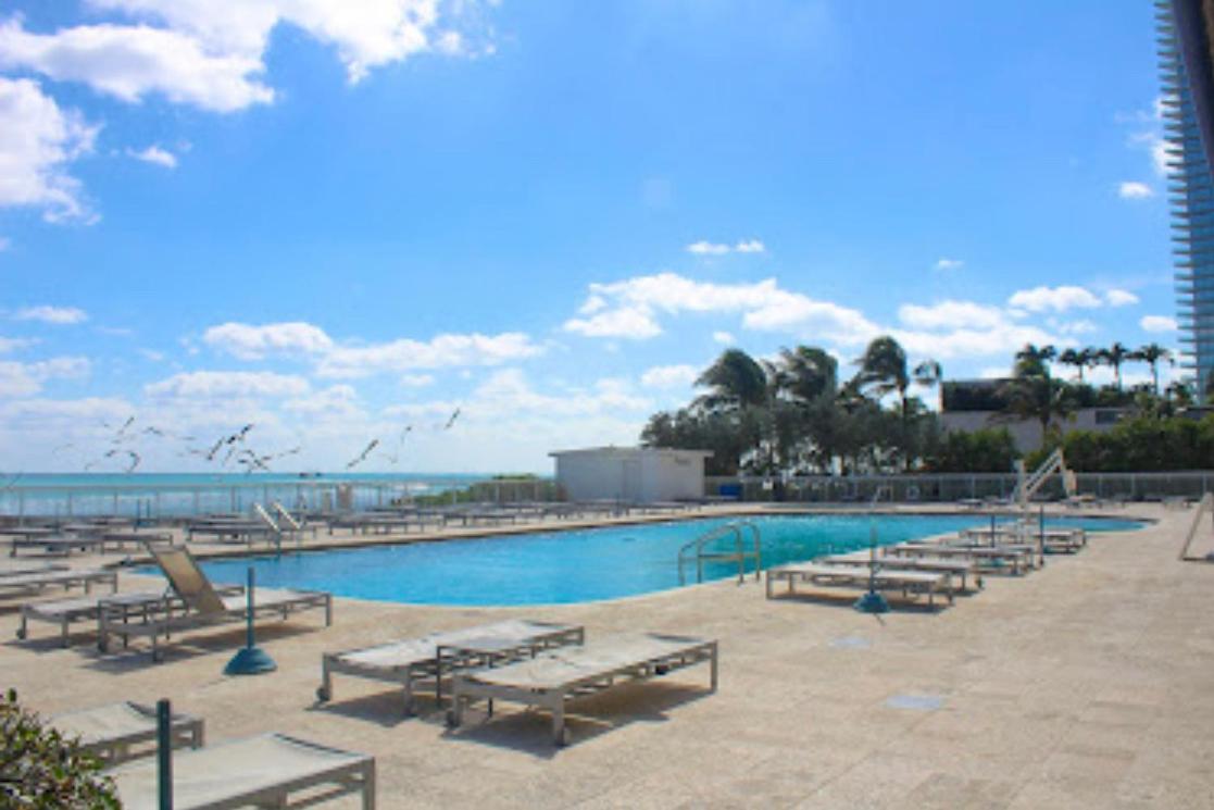 Apartment Lovely Beaches Ocean & View