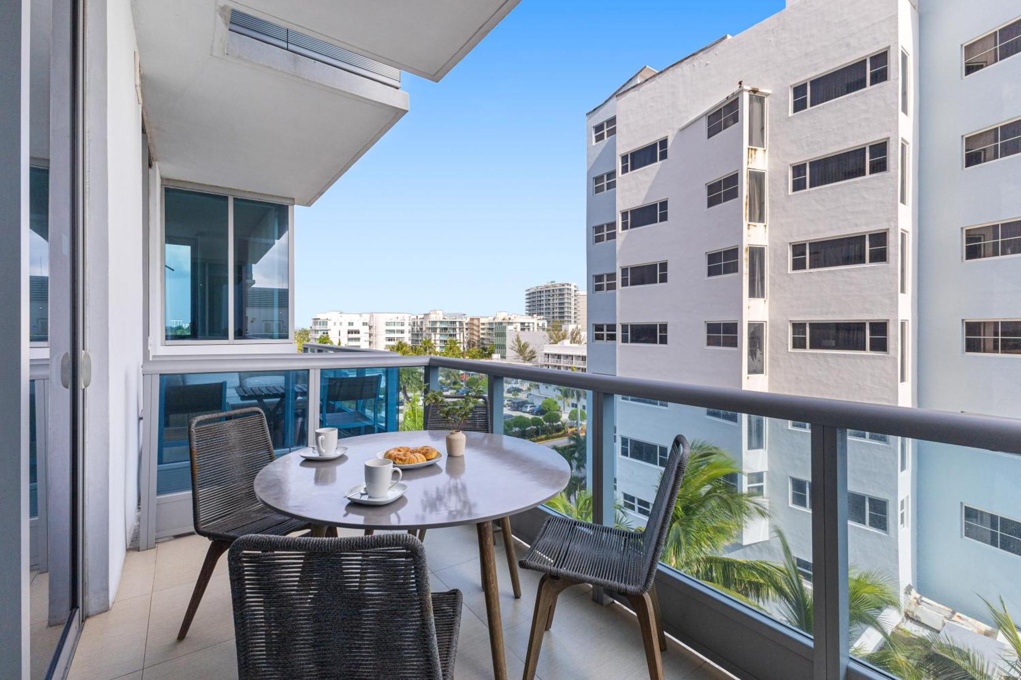 Appartamento Dharma Miami At Monte Carlo Miami Beach