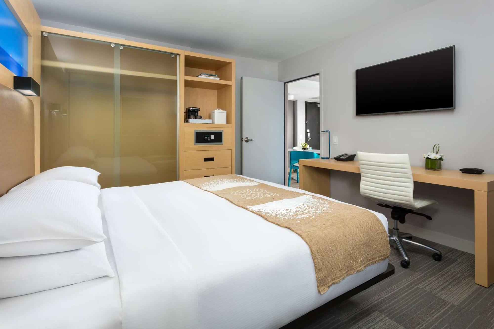 Resort The Gates South 4*