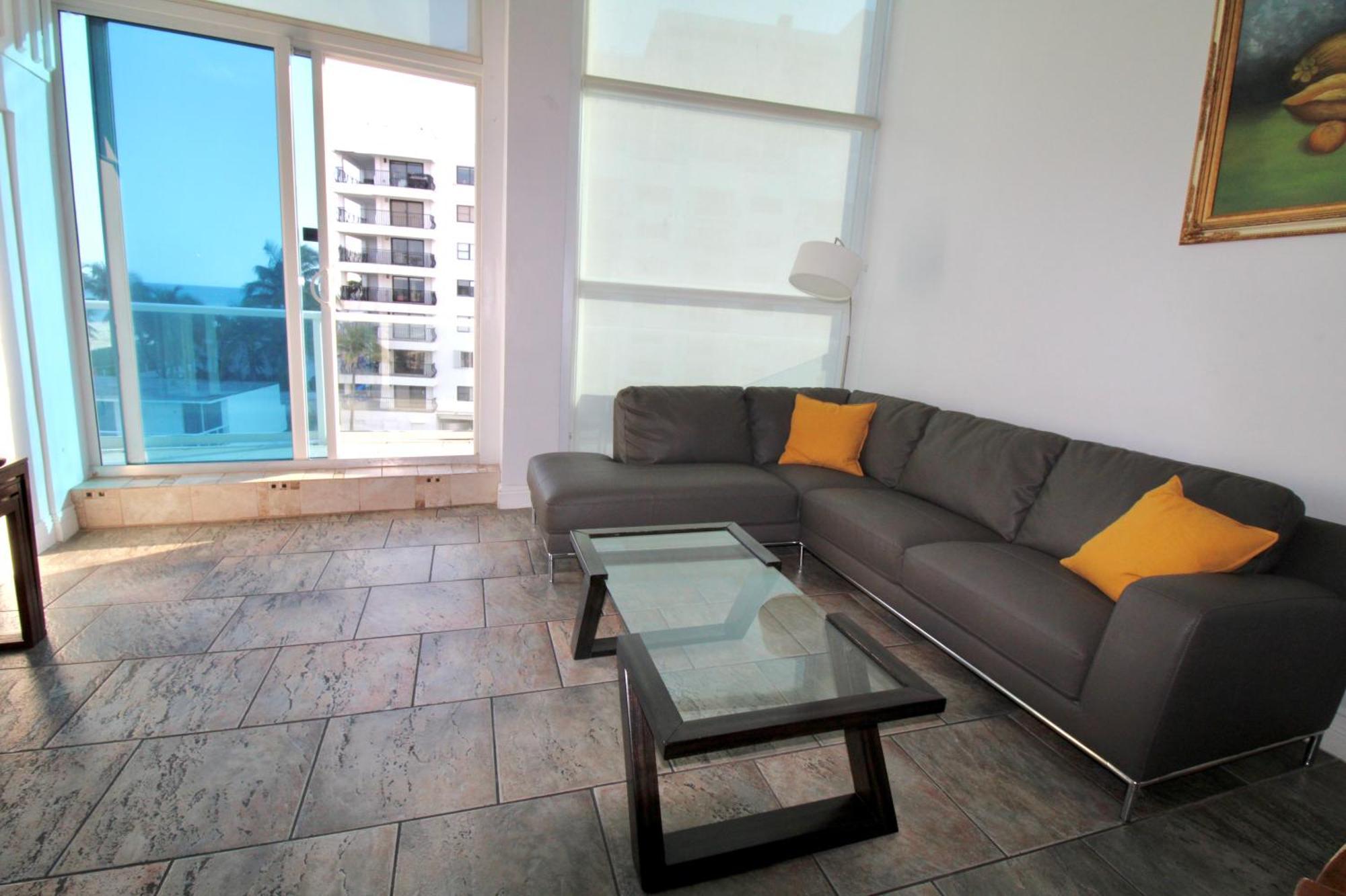Castle M16 Oceanview Loft With Access, Pool, Tennis And Free Parking! Holiday home