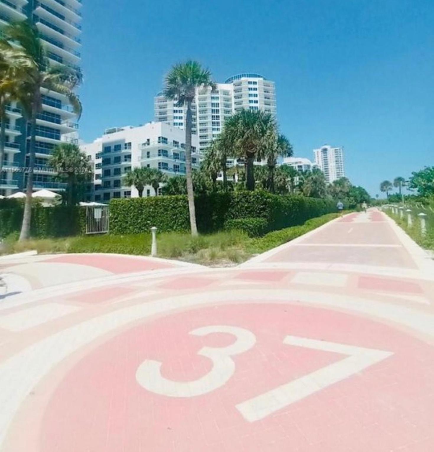 Ocean Dream * Miami Beach