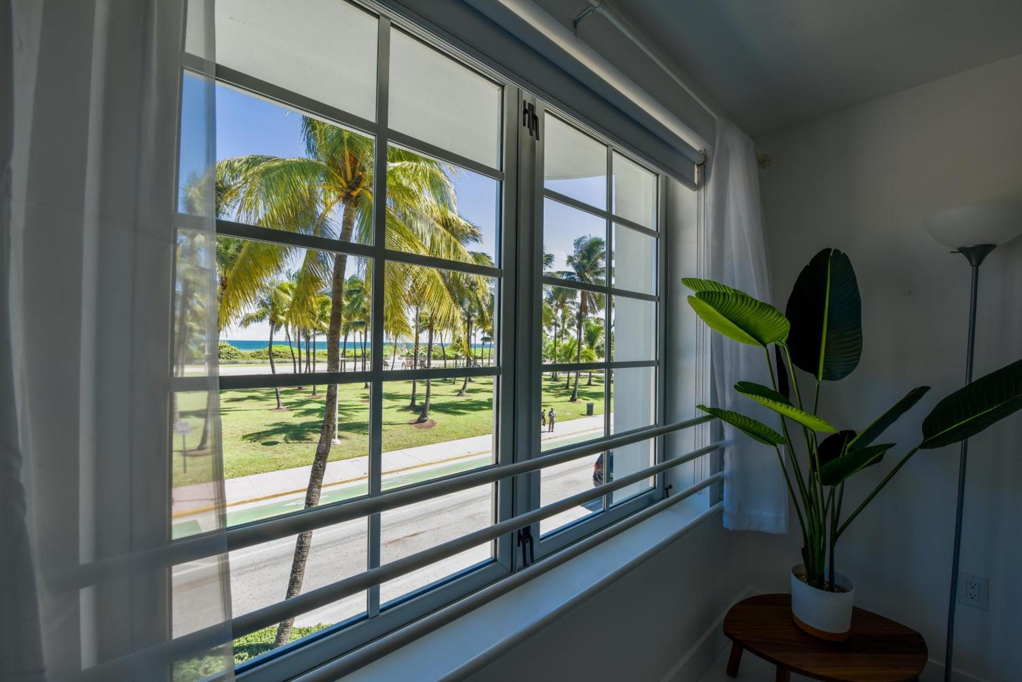 Carlyle Ocean Dr South 2 Bedroom Luxury Appartamento *