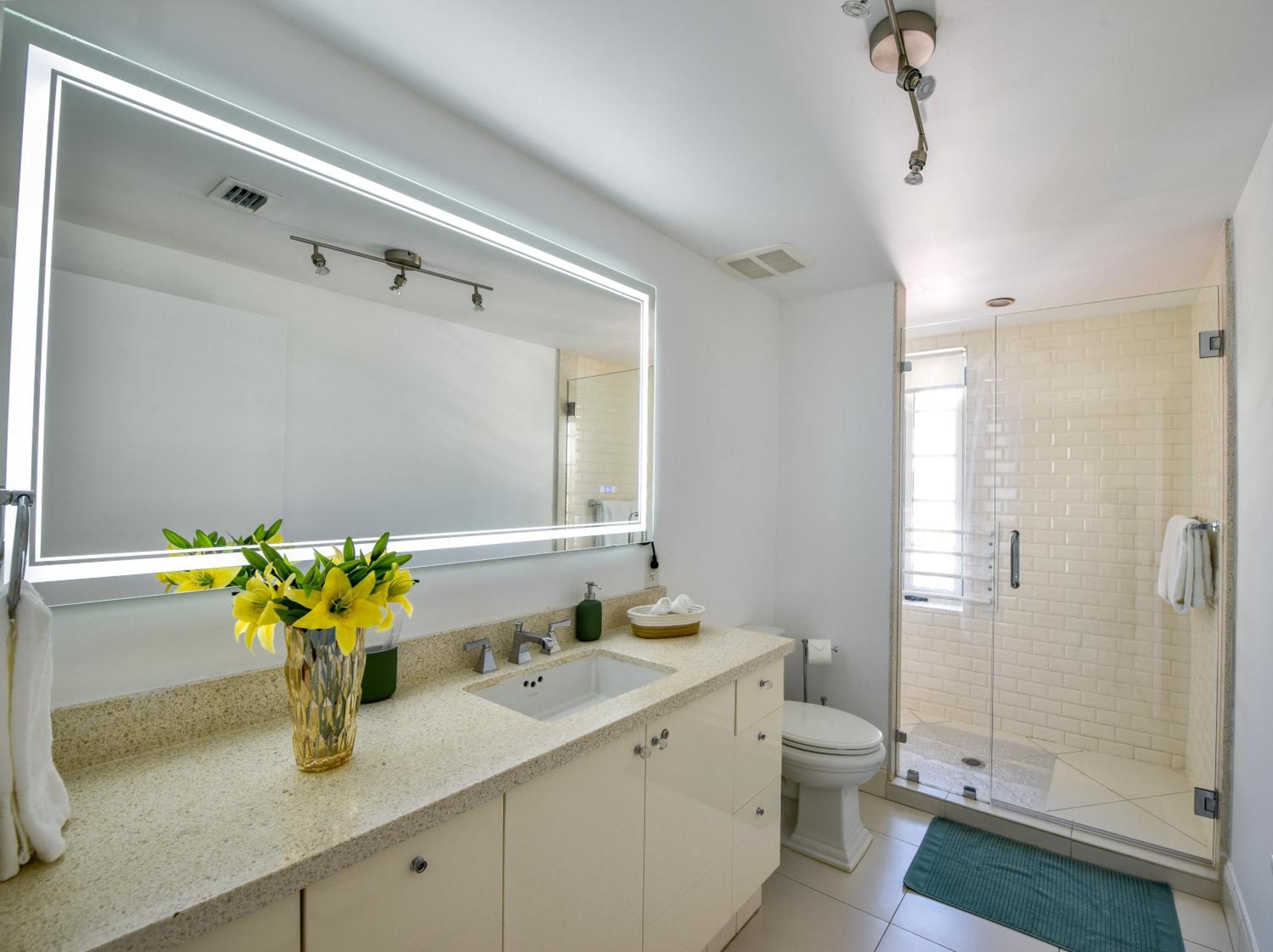 Appartamento Carlyle Ocean Dr South 2 Bedroom Luxury