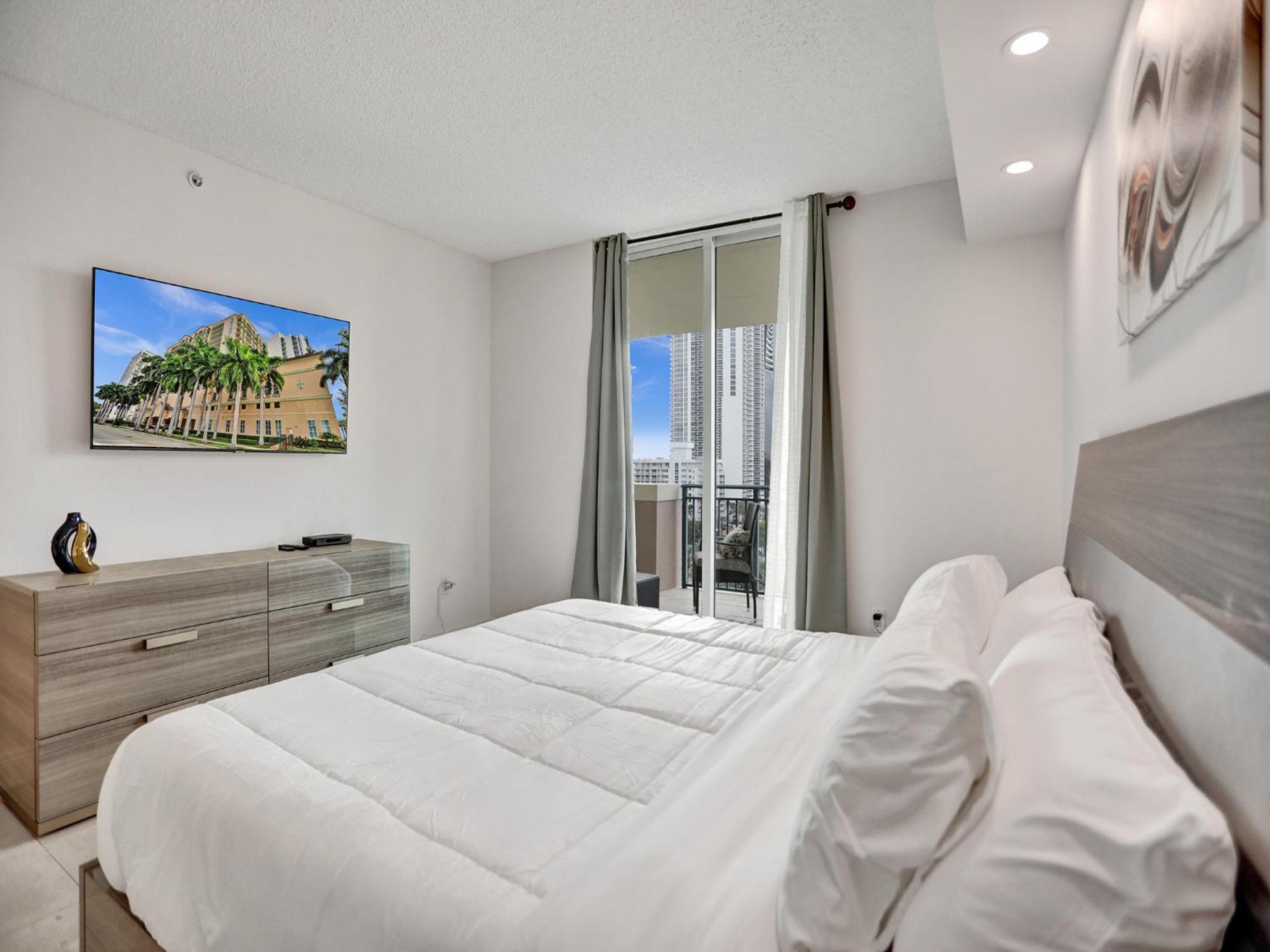 King David Sunny Isles Apartment