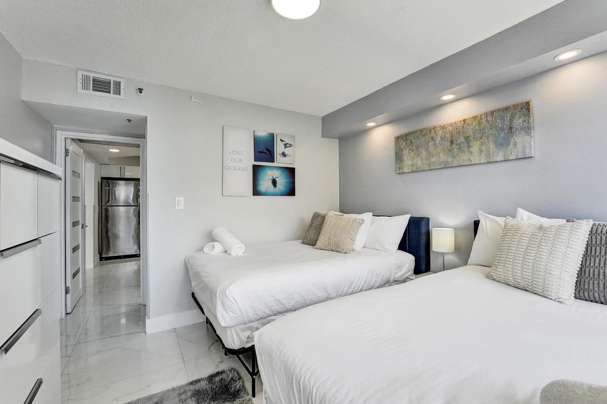 Amazing Ocean Front 2bd 1515 Miami Beach