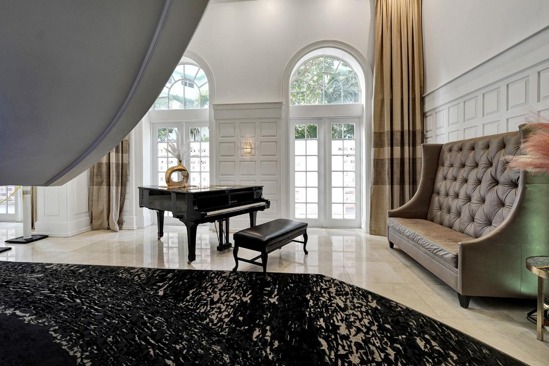 Amazing Ocean Front 2bd 1515