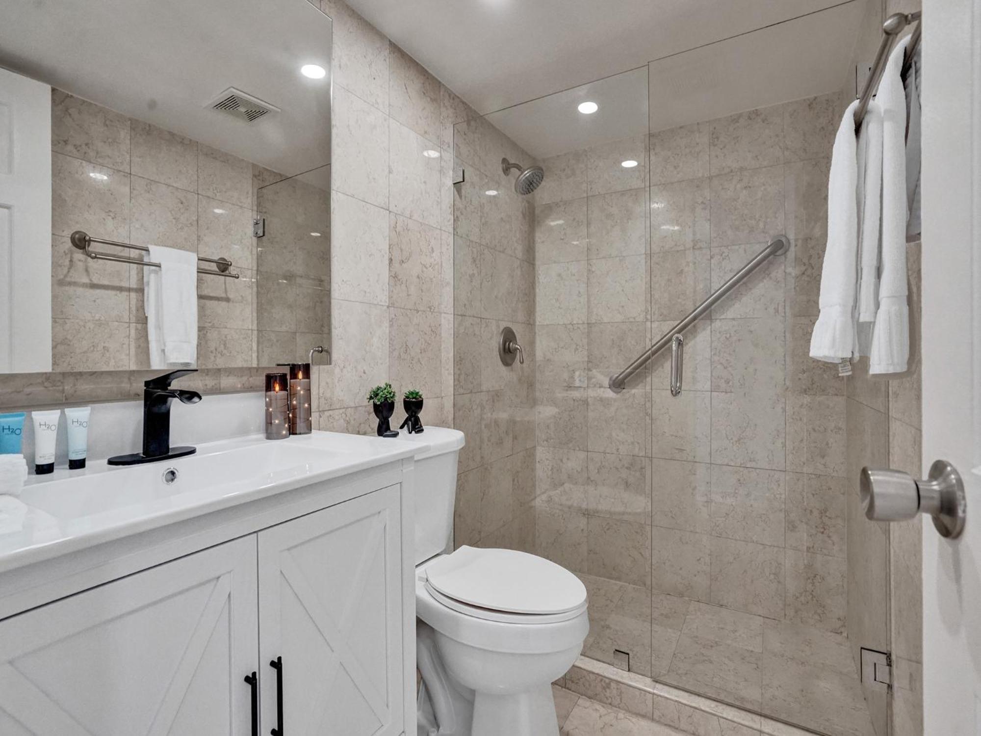 Oceanfront Retreat Service 502 *