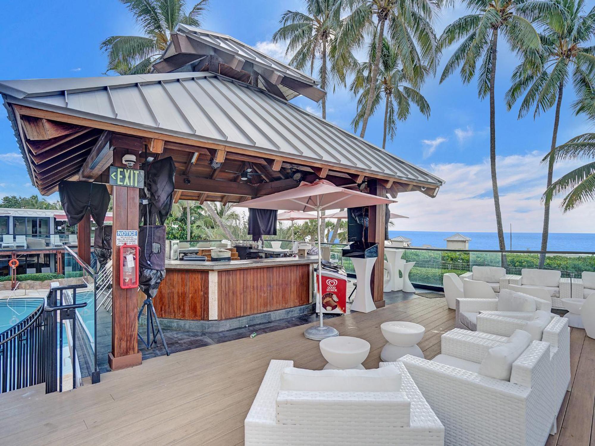 Oceanfront Retreat Service 502 Apartment